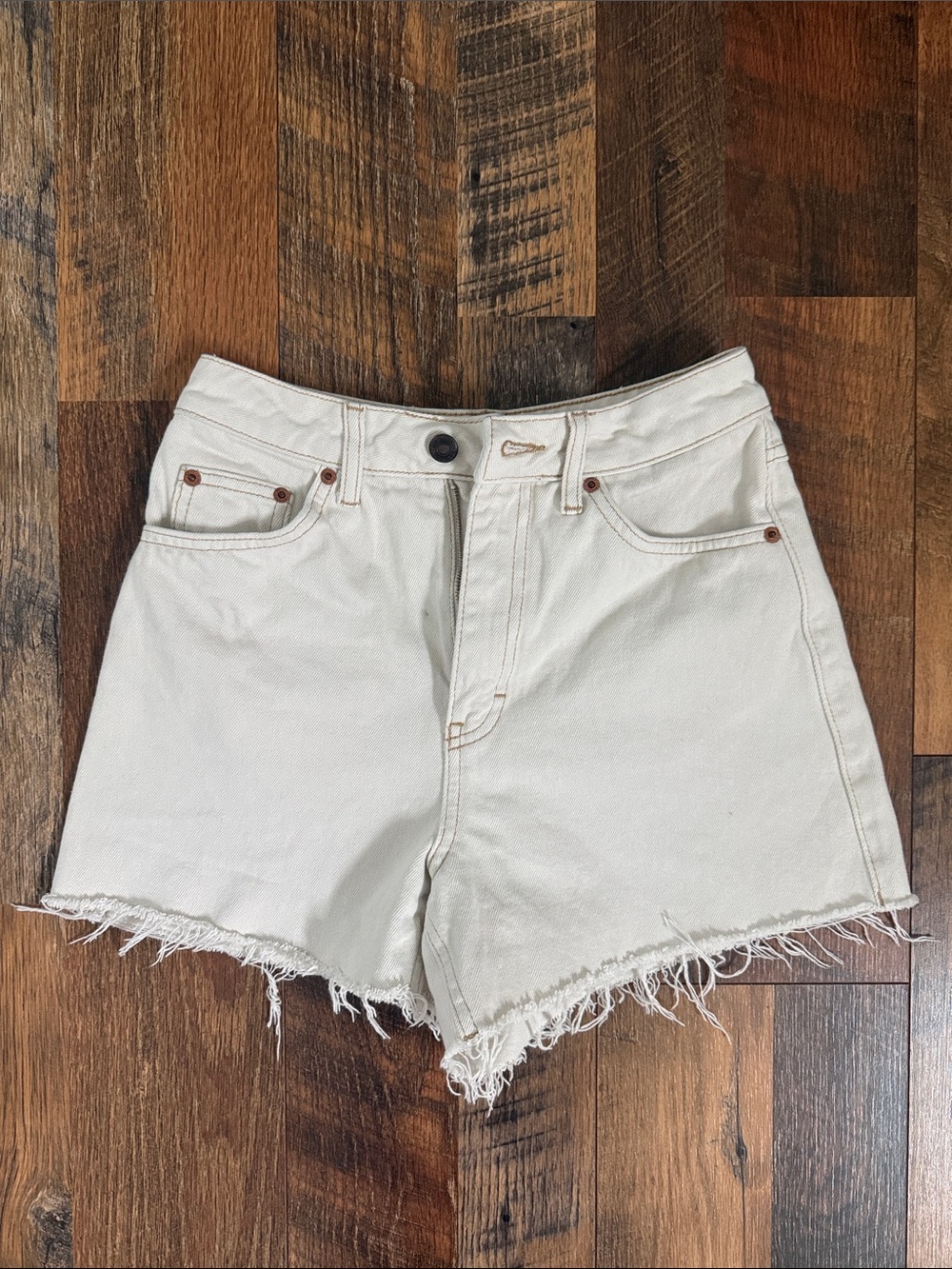 High-Waist Raw-Hem Women's Shorts in Off-White